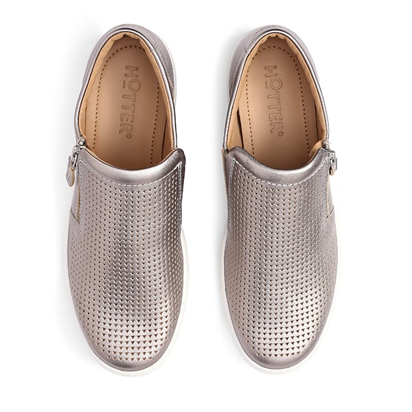 Daisy - Image 11