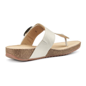 Resort - Image 11